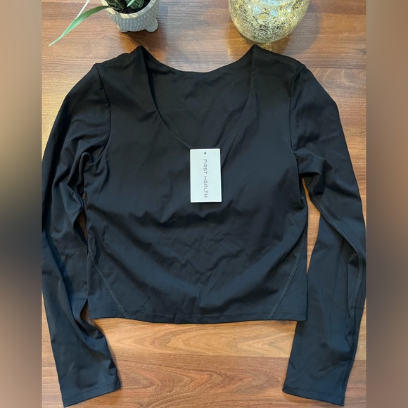 First Health athletic apparel. Enhance Crop Top, brand New Never Used. - Picture 4 of 9